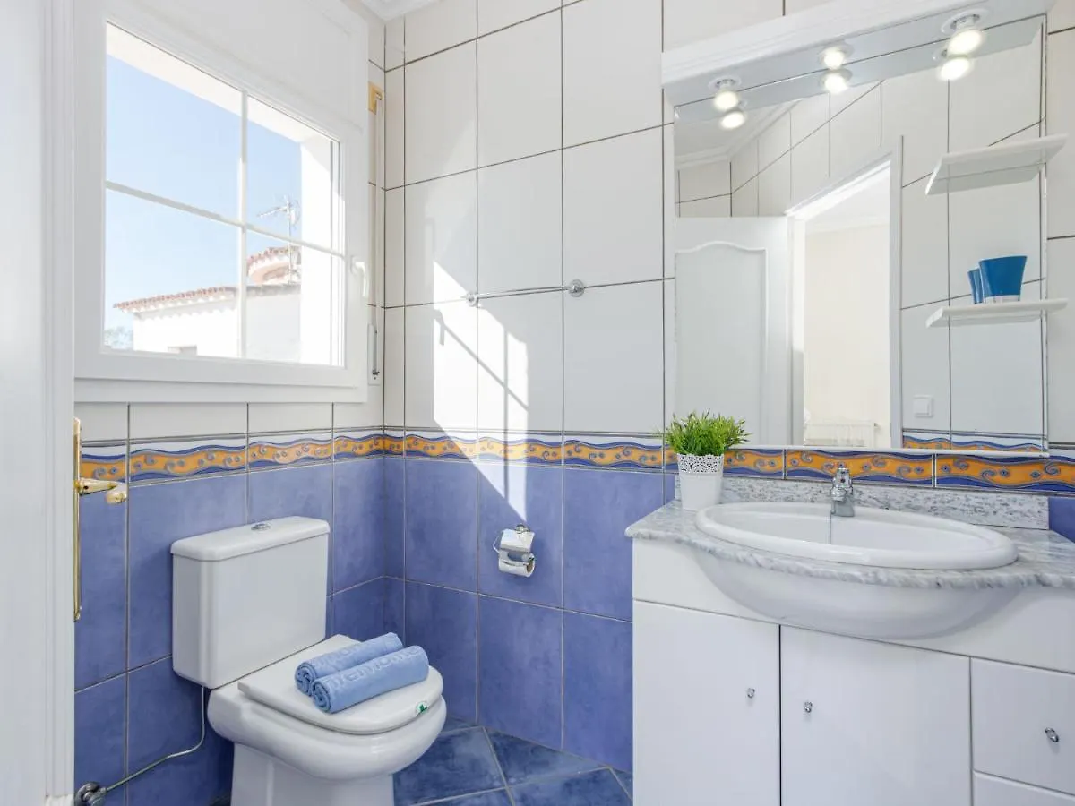 Holiday Home Francoli By Interhome Empuriabrava